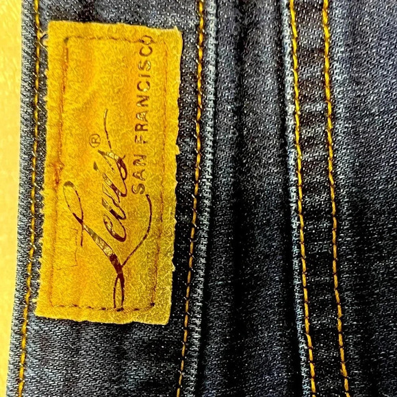 Levi’s San Francisco Women Bold Curve Boot Cut Jeans - Picture 14 of 16